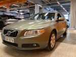 Vihreä Farmari, Volvo V70 – EXY-274, kuva 3