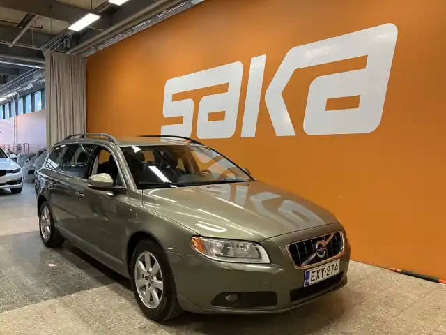 Vihreä Farmari, Volvo V70 – EXY-274