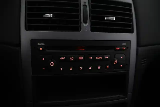 Harmaa Viistoperä, Peugeot 307 – EZJ-948