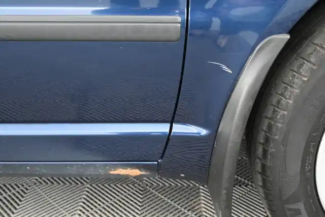 Sininen Sedan, Skoda Superb – FFX-629