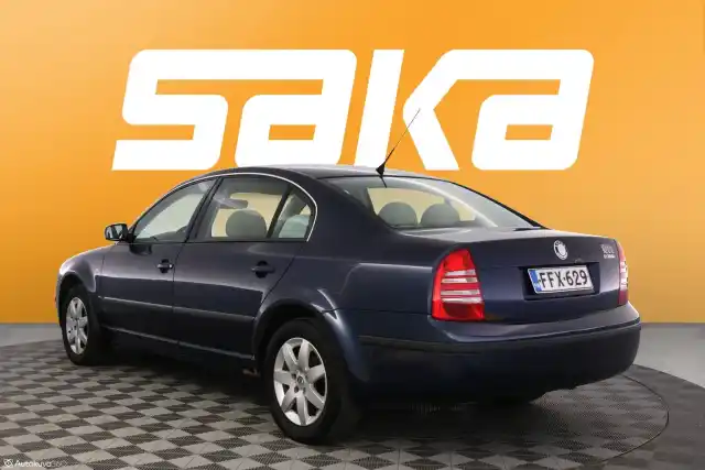 Sininen Sedan, Skoda Superb – FFX-629