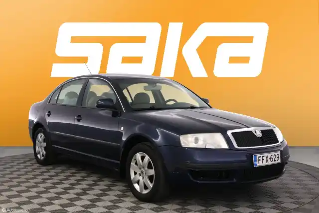 Sininen Sedan, Skoda Superb – FFX-629