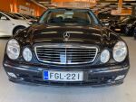 Musta Sedan, Mercedes-Benz E – FGL-221, kuva 2