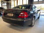Musta Sedan, Mercedes-Benz E – FGL-221, kuva 3