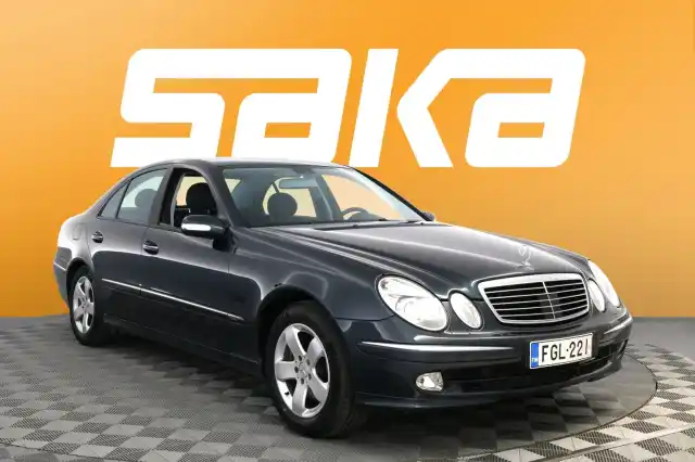Musta Sedan, Mercedes-Benz E – FGL-221