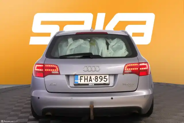Harmaa Farmari, Audi A6 – FHA-895