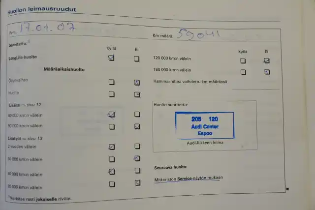 Harmaa Farmari, Audi A6 – FHA-895