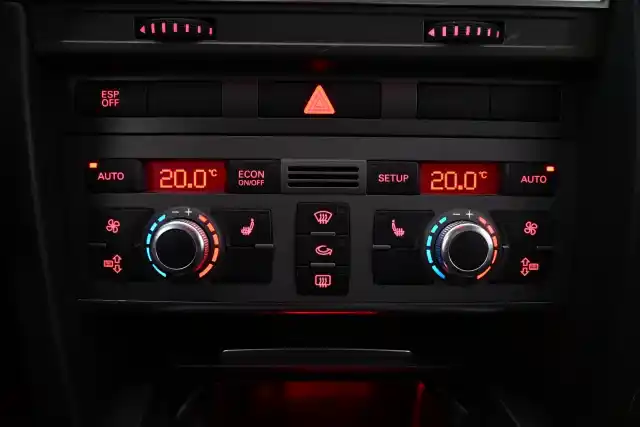Harmaa Farmari, Audi A6 – FHA-895