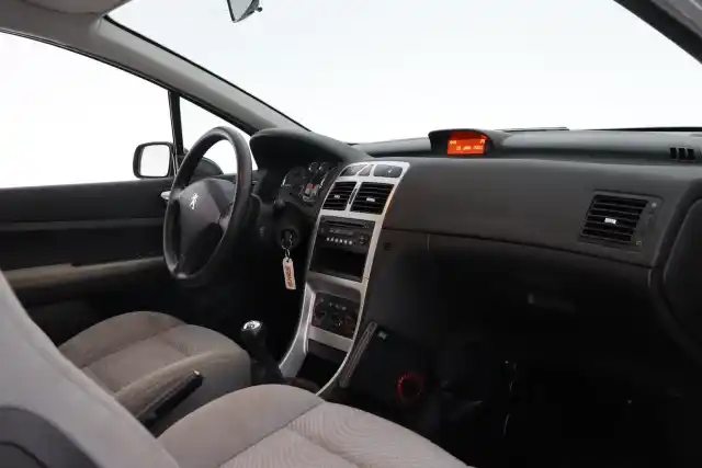 Harmaa Viistoperä, Peugeot 307 – FHE-189