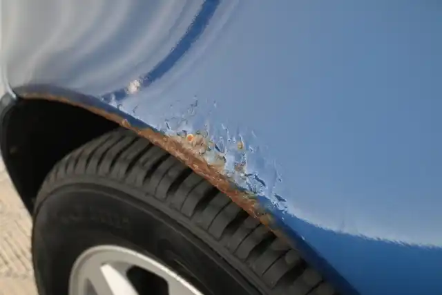 Sininen Sedan, Volvo S40 – FHM-291