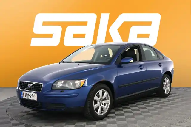 Sininen Sedan, Volvo S40 – FHM-291