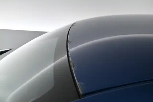 Sininen Sedan, Volvo S40 – FHM-291