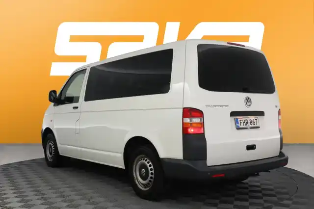 Valkoinen Pakettiauto, Volkswagen Transporter – FHR-867