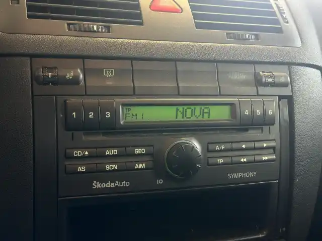 Ruskea (beige) Farmari, Skoda Fabia Combi – FHZ-918