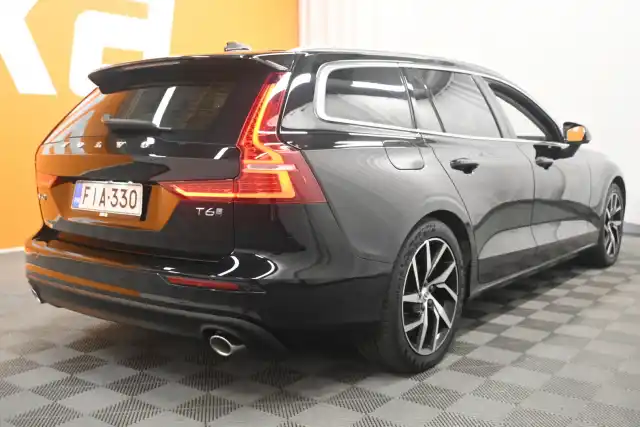 Musta Farmari, Volvo V60 – FIA-330