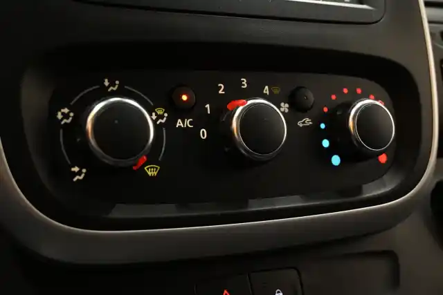 Valkoinen Pakettiauto, Renault Trafic – FIA-670