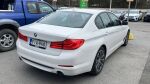 Valkoinen Sedan, BMW 518 – FIA-940, kuva 3