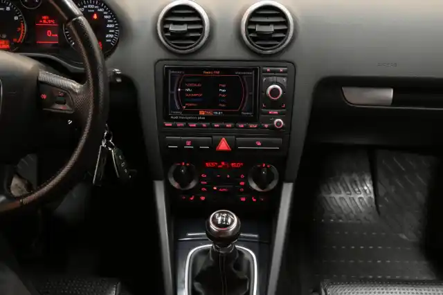 Musta Viistoperä, Audi S3 – FIE-760