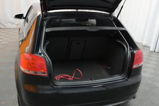 Musta Viistoperä, Audi S3 – FIE-760