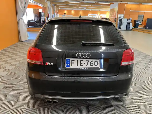 Musta Viistoperä, Audi S3 – FIE-760