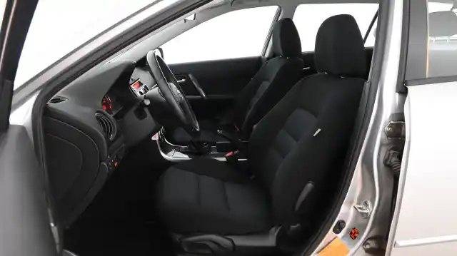 Harmaa Farmari, Mazda Mazda6 – FIK-588