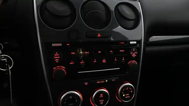 Harmaa Farmari, Mazda Mazda6 – FIK-588