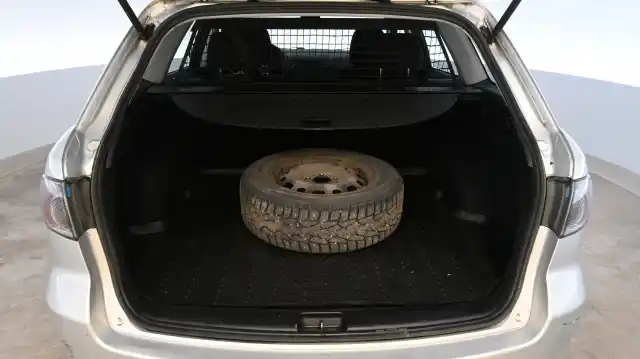 Harmaa Farmari, Mazda Mazda6 – FIK-588