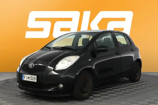 Musta Viistoperä, Toyota Yaris – FIM-309