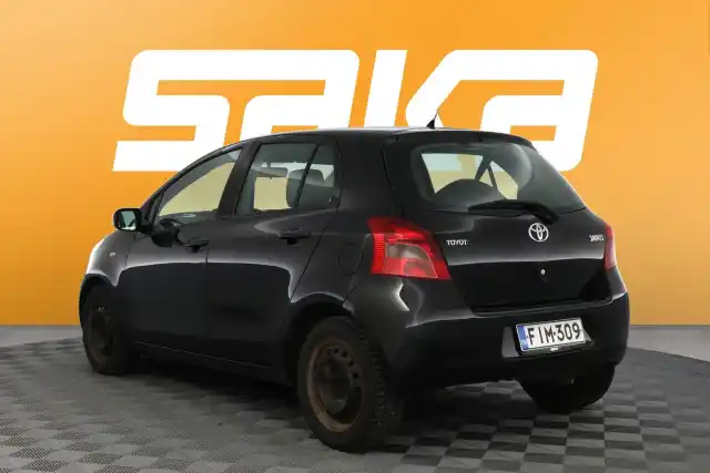 Musta Viistoperä, Toyota Yaris – FIM-309