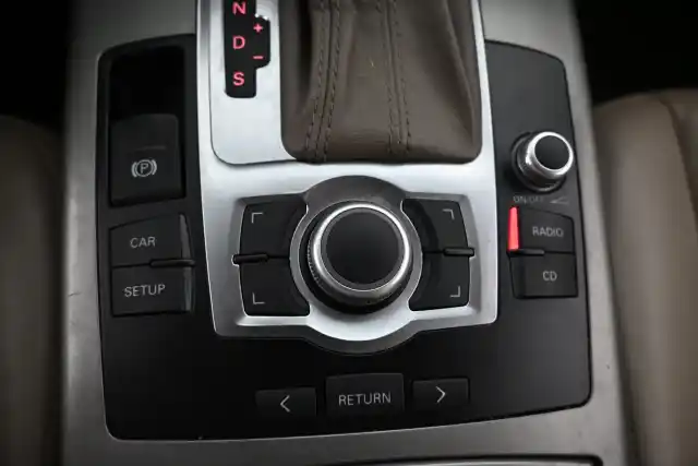 Musta Farmari, Audi A6 – FIU-428