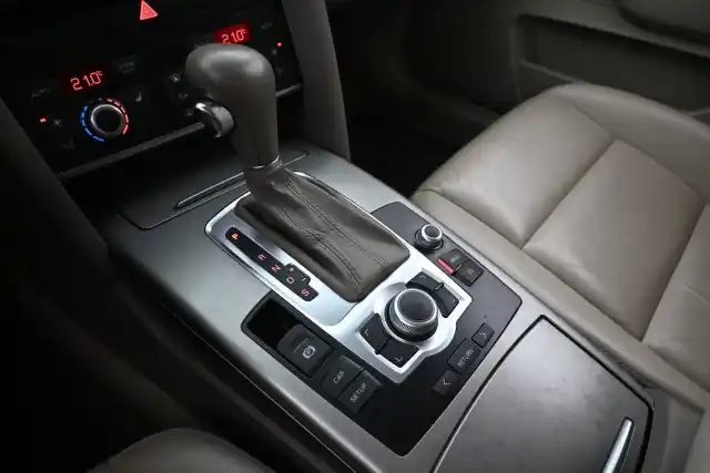 Musta Farmari, Audi A6 – FIU-428