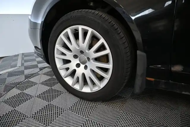 Musta Farmari, Audi A6 – FIU-428