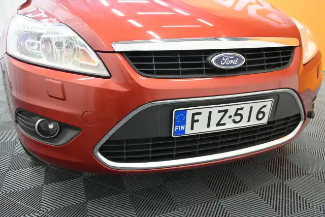 Punainen Farmari, Ford Focus – FIZ-516