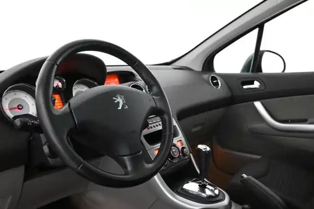 Harmaa Viistoperä, Peugeot 308 – FJA-200