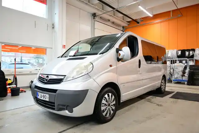 Hopea Tila-auto, Opel Vivaro – FJA-901