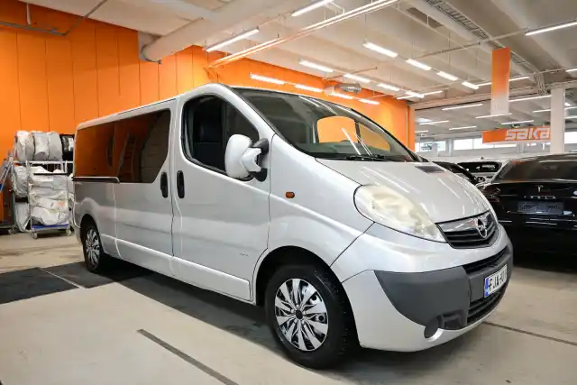 Hopea Tila-auto, Opel Vivaro – FJA-901