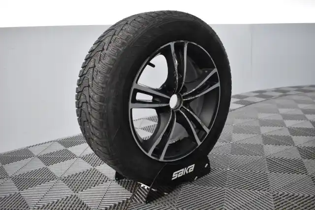 Harmaa Farmari, Ford Mondeo – FJB-145