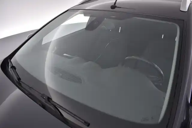 Harmaa Farmari, Ford Mondeo – FJB-145