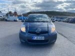 Sininen Viistoperä, Toyota Yaris – FJG-689, kuva 2