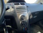Sininen Viistoperä, Toyota Yaris – FJG-689, kuva 8