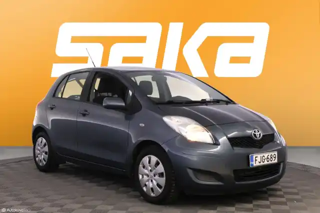 Sininen Viistoperä, Toyota Yaris – FJG-689