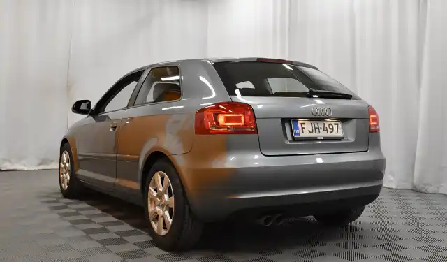 Harmaa Viistoperä, Audi A3 – FJH-497