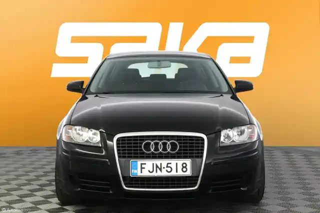 Musta Viistoperä, Audi A3 – FJN-518