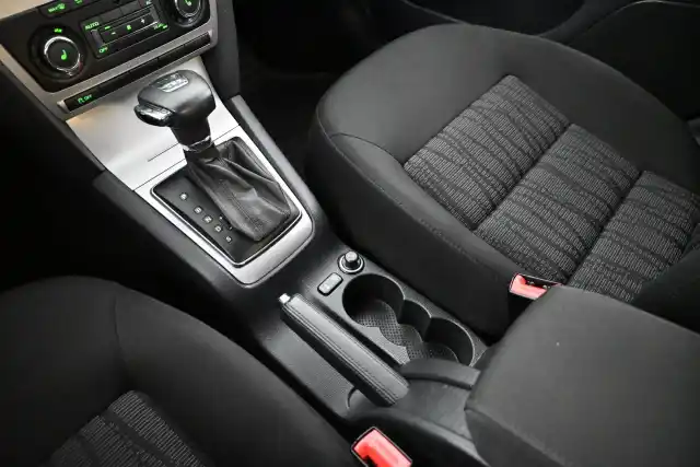 Musta Viistoperä, Skoda Octavia – FJR-199