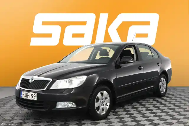 Musta Viistoperä, Skoda Octavia – FJR-199