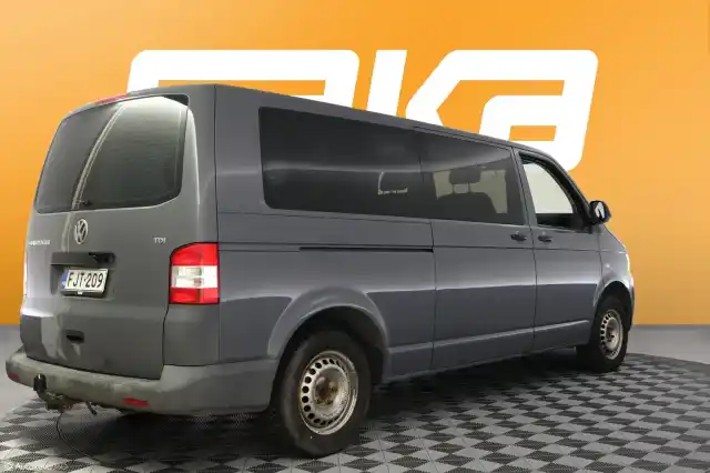 Harmaa Tila-auto, Volkswagen Transporter – FJT-209