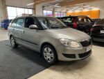 Beige Farmari, Skoda Fabia – FJV-413, kuva 1