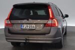 Harmaa Farmari, Volvo V70 – FJY-254, kuva 10