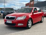 Punainen Viistoperä, Skoda Octavia – FJY-755, kuva 3