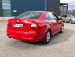 Punainen Viistoperä, Skoda Octavia – FJY-755, kuva 6